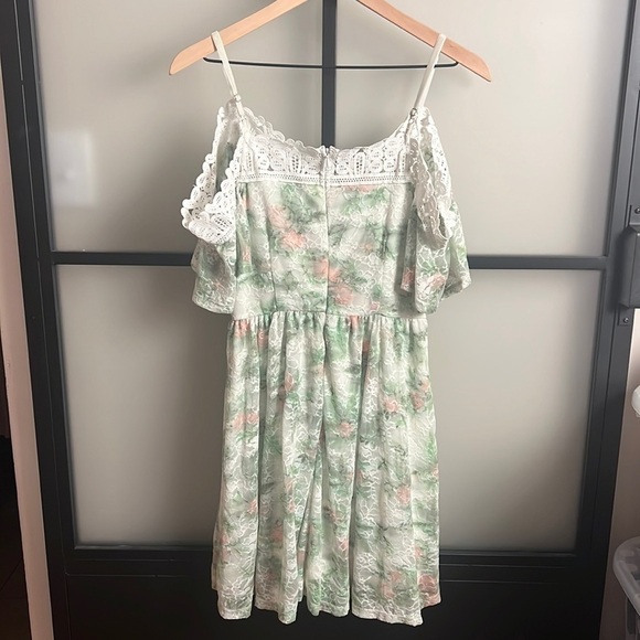 Disney Princess Floral Lace Dress Size Medium Disney Bounding - Picture 2 of 8